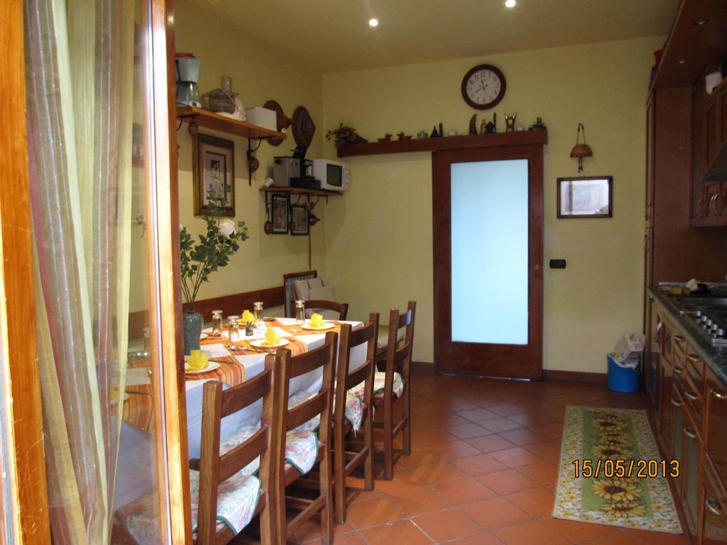 La Bella Casa Del Cuoco Hotel Campi Bisenzio Quarto foto